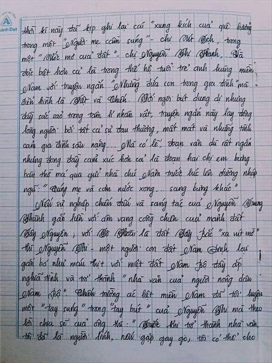 Nam sinh gây sốt với bài văn dài 18 trang, cô giáo đọc xong không biết phải phê gì vì quá xuất sắc!-5