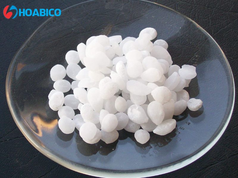 Tác dụng với axit tạo ra muối và nước