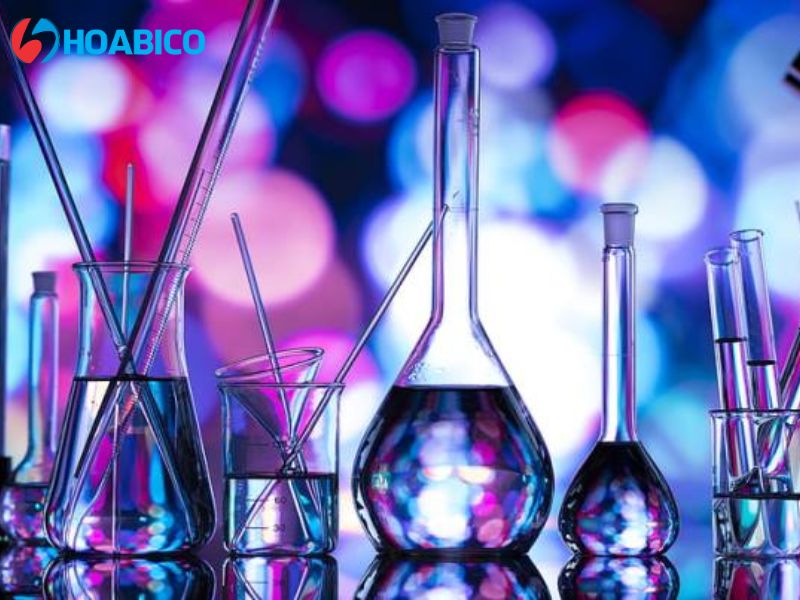 Tác dụng với một số phi kim