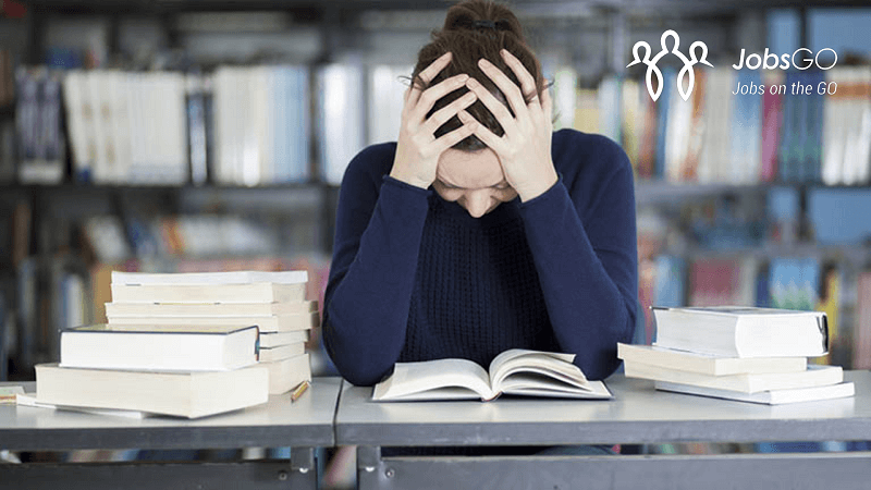 Xin nghỉ học vì áp lực học tập quá lớn 