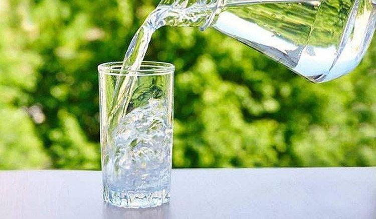 Nhu cầu nước đối với cơ thể hằng ngày là khoảng 2.000 - 2.500 ml