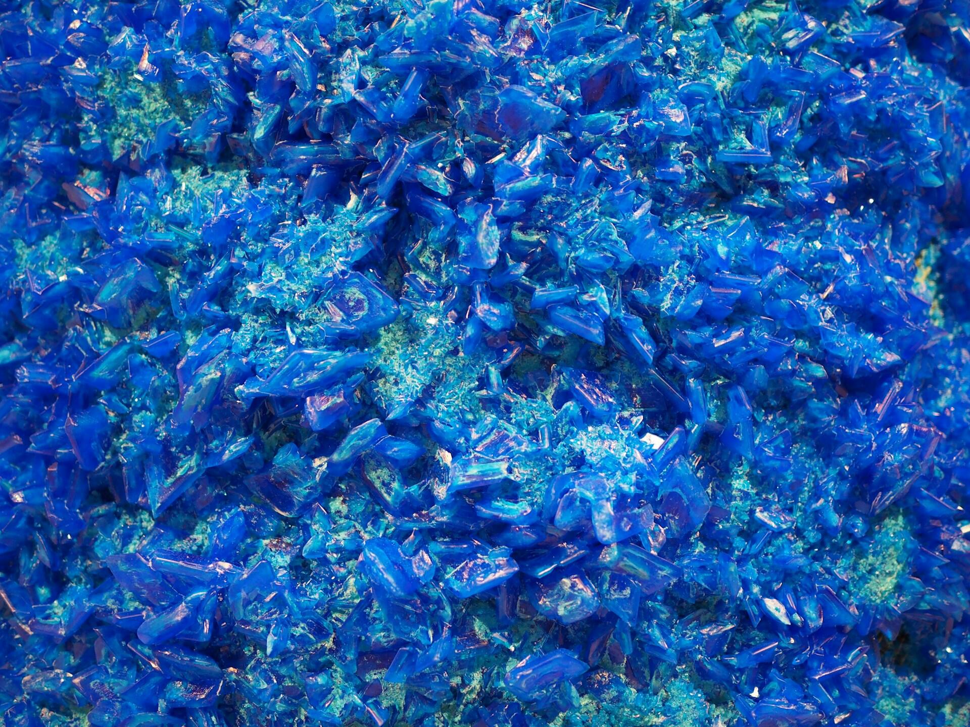 large, fine blue copper sulphate crystals