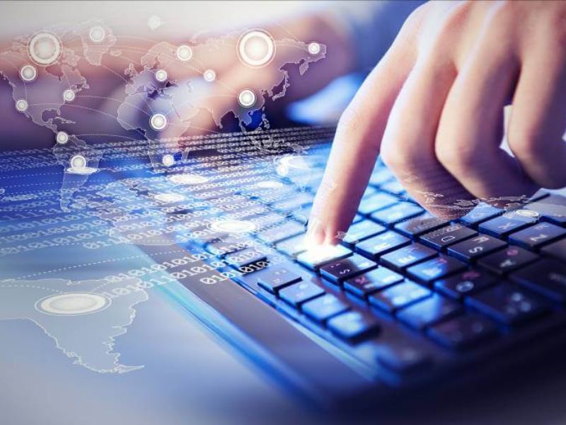 Ngành Tin học nghiên cứu và phát triển về phần mềm và nhiều khía cạnh khác