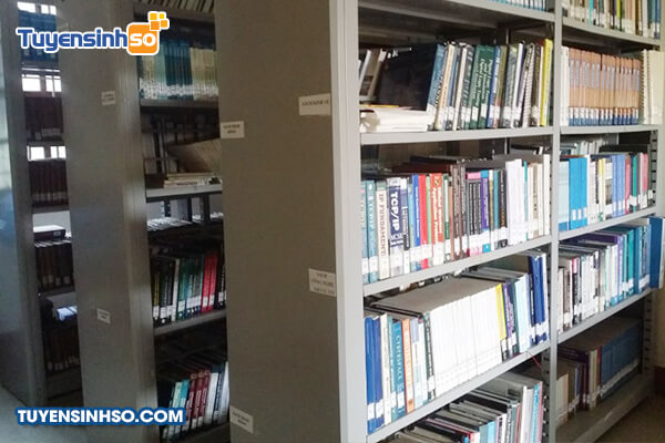 dai hoc quoc te bac ha hoc phi 3