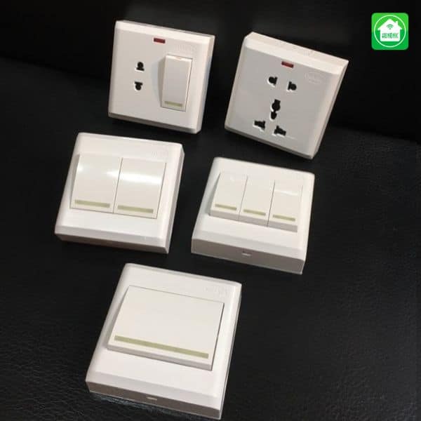 Công tắc và ổ cắm là hai thiết bị có mặt trong mọi ngôi nhà, chúng có thể được thiết kế thành một bộ.