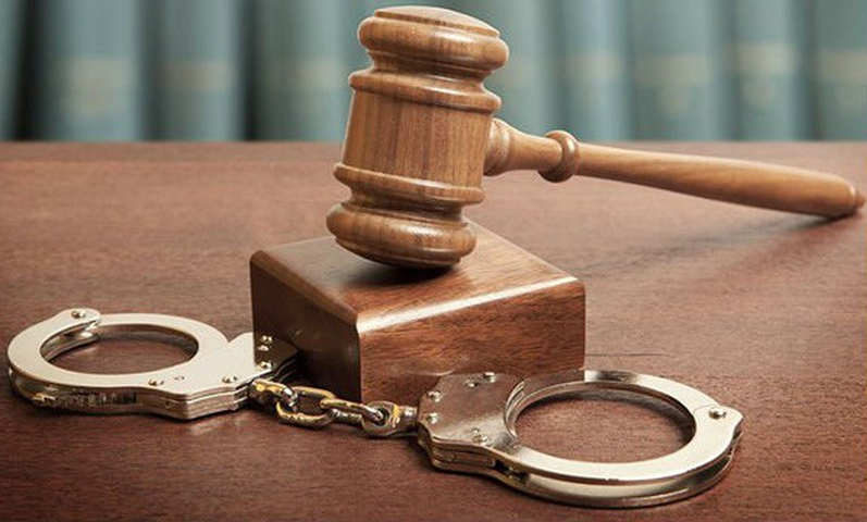 do tuoi chiu trach nhiem hinh su