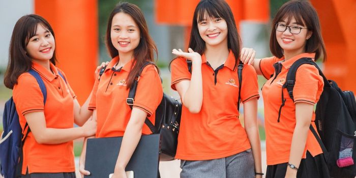 Đồng phục nhận diện trường FPT tượng trưng cho sự nhiệt huyết của sức trẻ