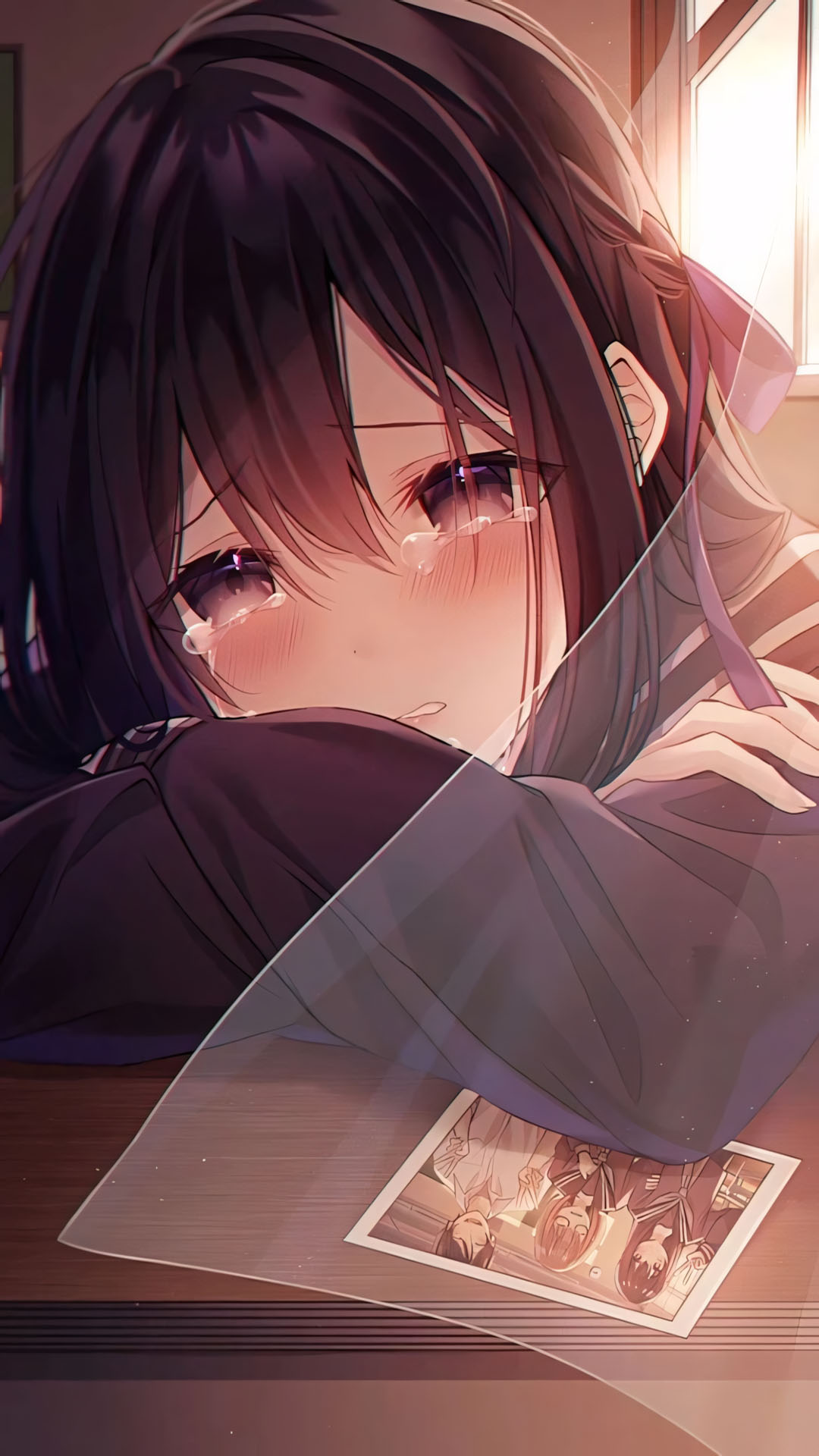 co gai ben cua so anh sang mo doi mat buon sau 1920px 1080px full hd