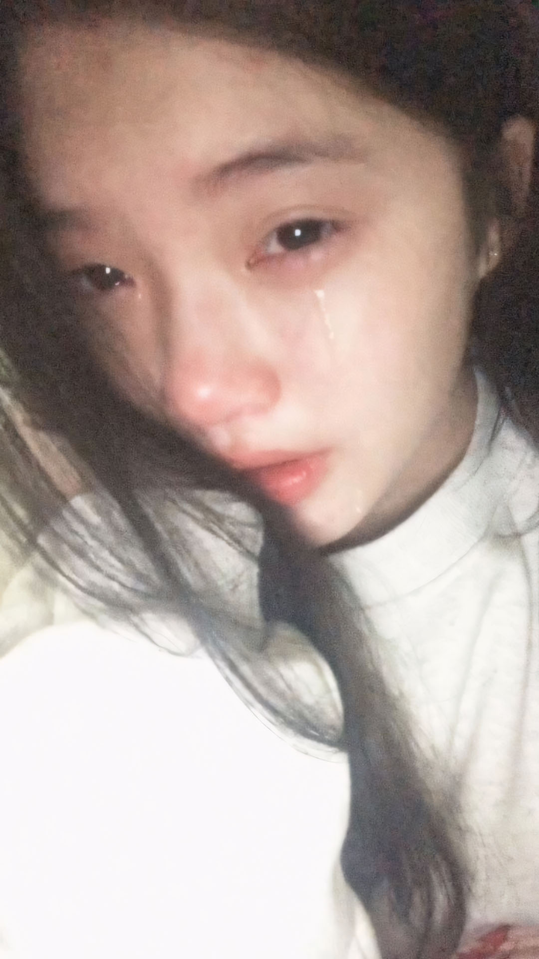 co gai toc dai mat do hoe vua khoc xong 1920px 1080px full hd