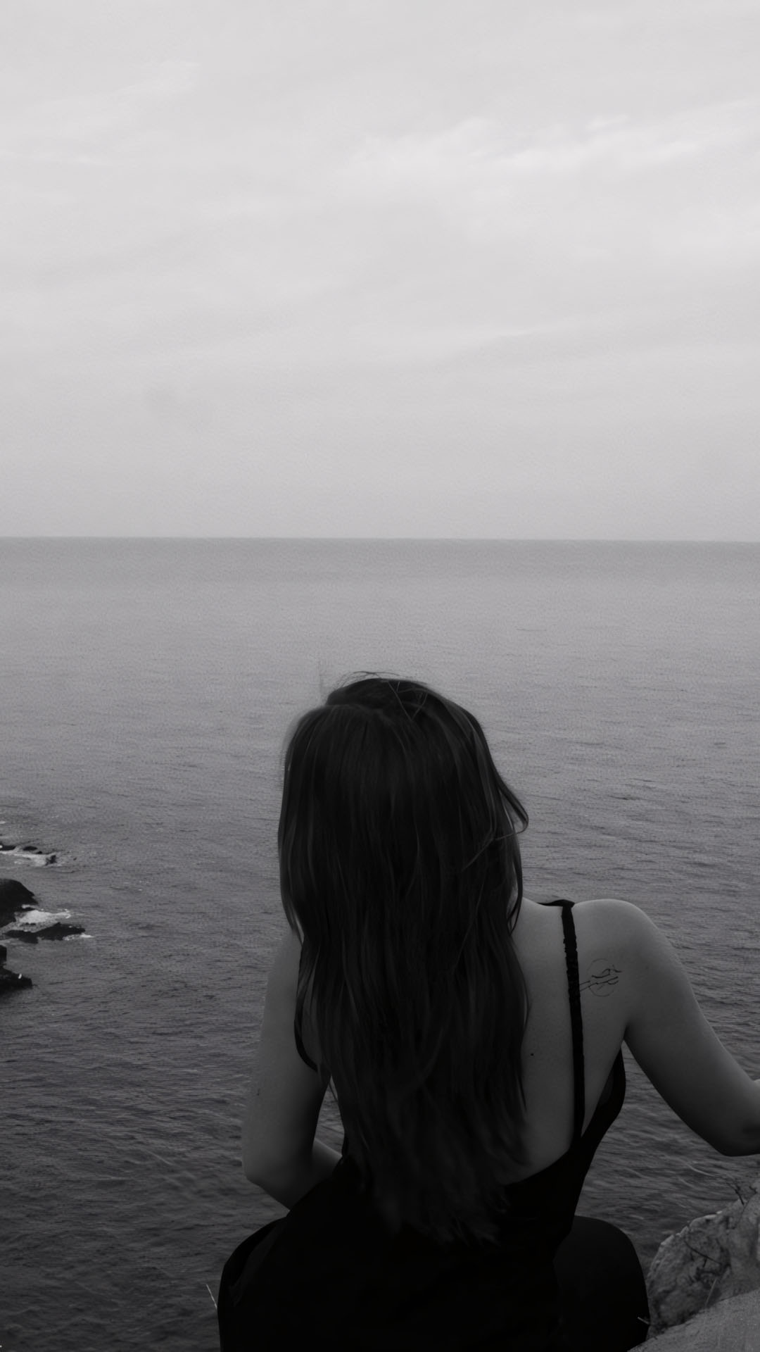 co gai quay lung truoc bien mo tram tu 1920px 1080px full hd