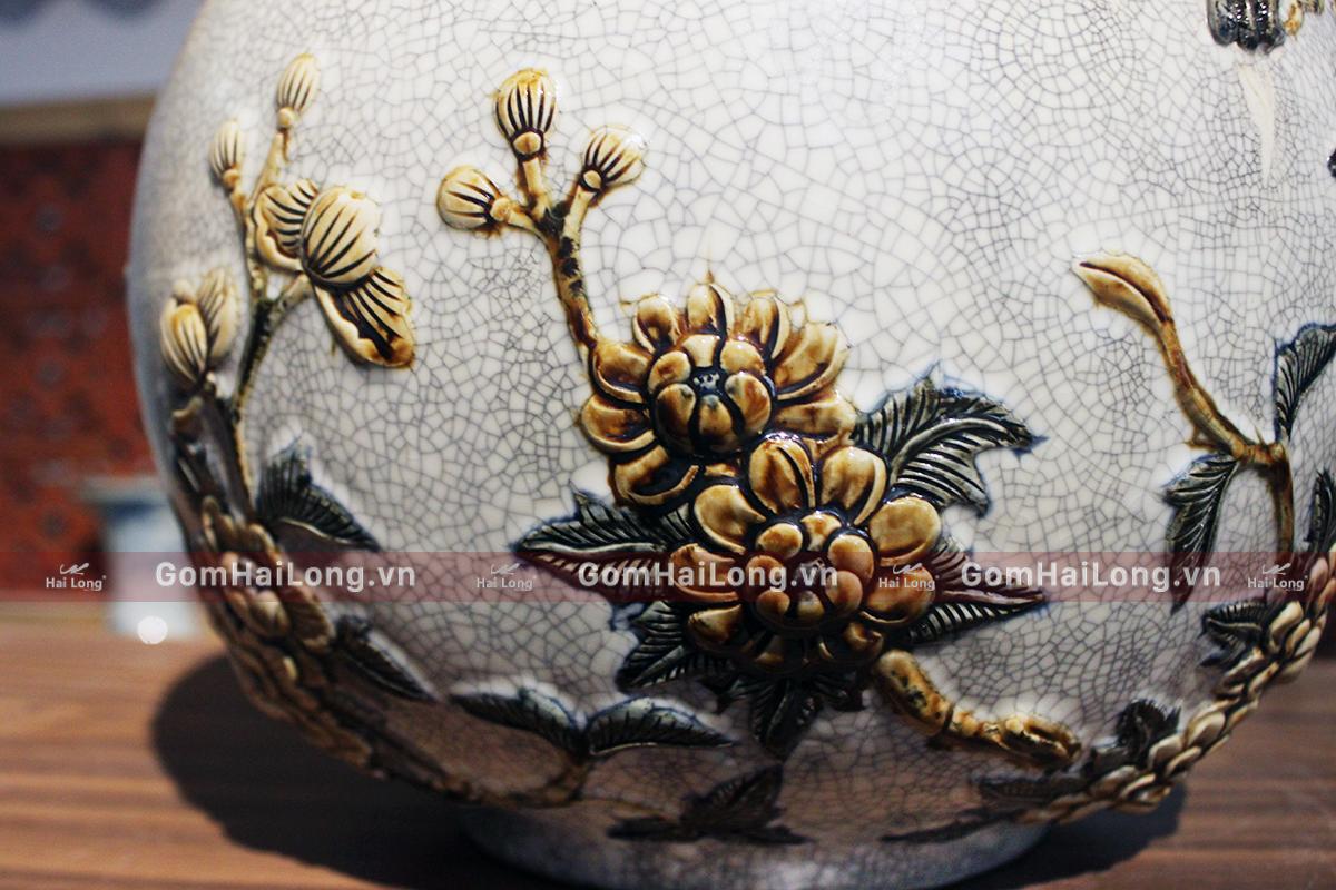 hoa mẫu đơn trên bình hút tài lộc