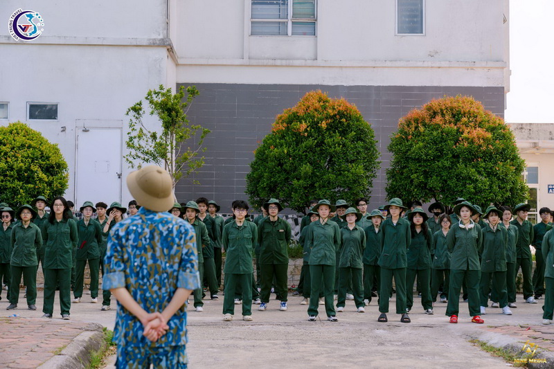 hoat dong trai nghiem cho hoc sinh lop 11 21