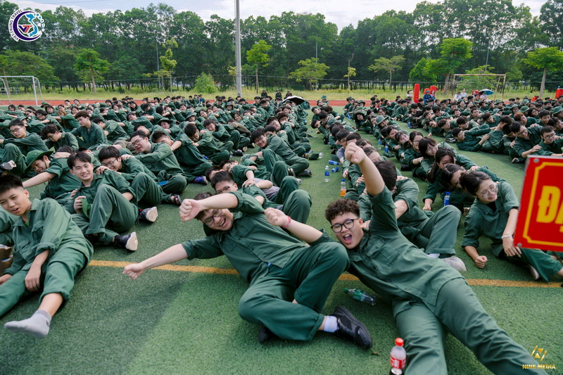 hoat dong trai nghiem cho hoc sinh lop 11 24