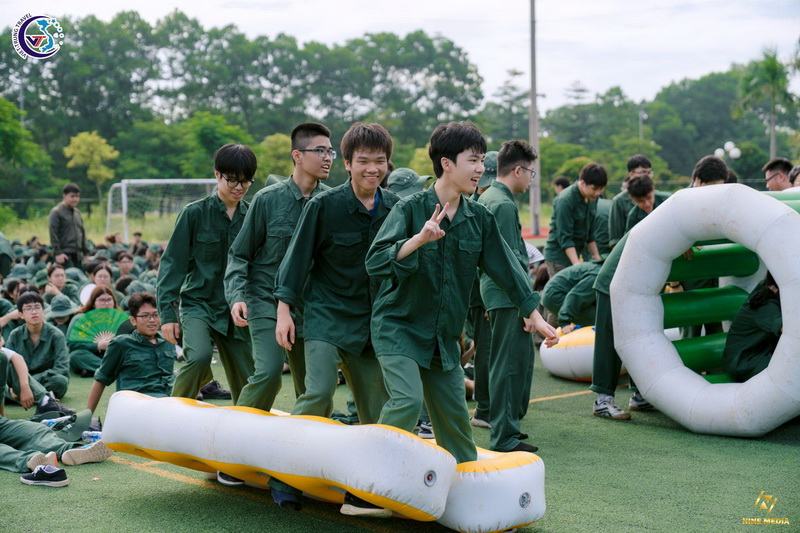 hoat dong trai nghiem cho hoc sinh lop 11 29