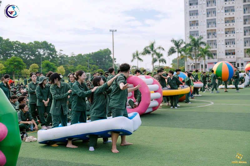 hoat dong trai nghiem cho hoc sinh lop 11 30