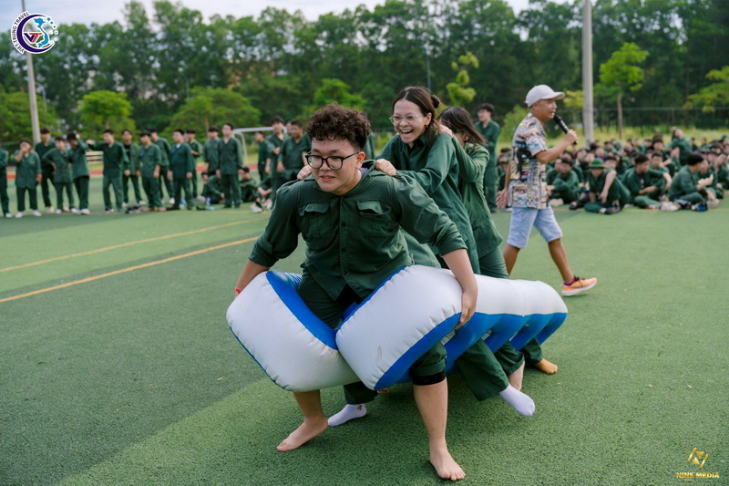 hoat dong trai nghiem cho hoc sinh lop 11 32