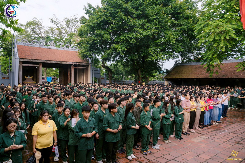 hoat dong trai nghiem cho hoc sinh lop 11 4