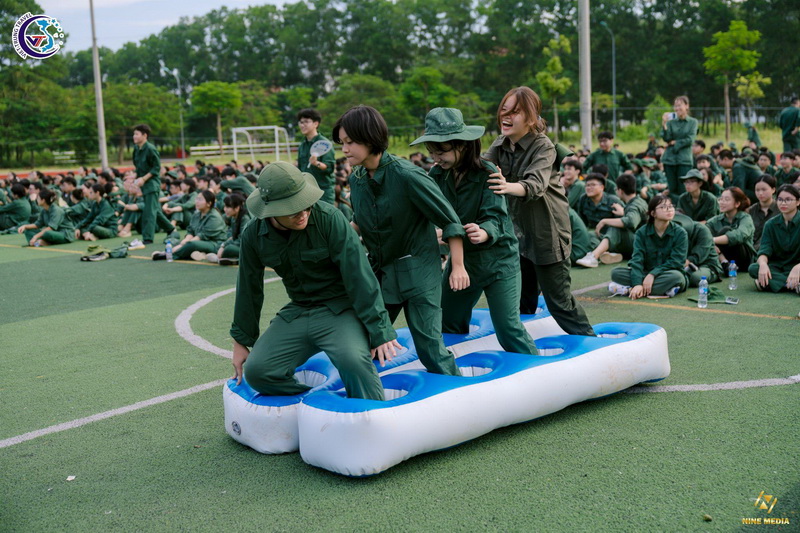 hoat dong trai nghiem cho hoc sinh lop 11 43