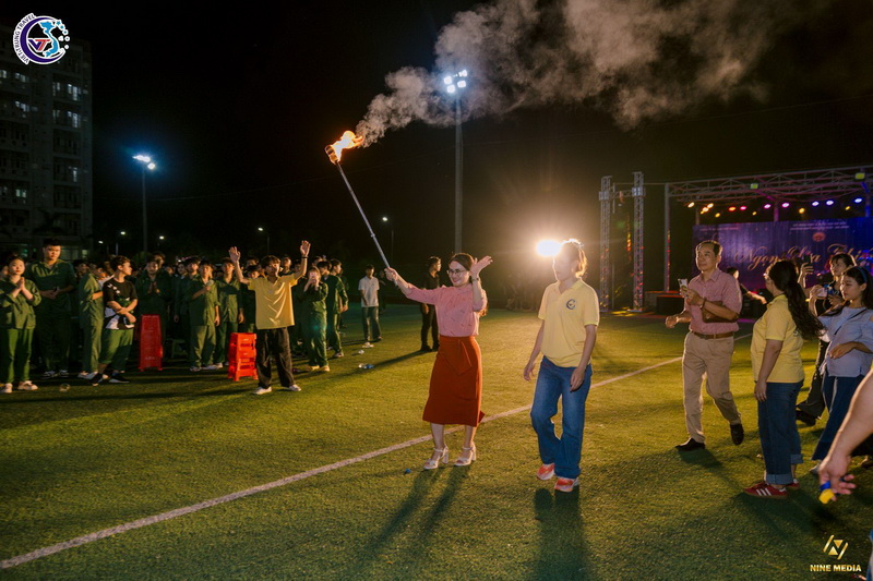 hoat dong trai nghiem cho hoc sinh lop 11 67