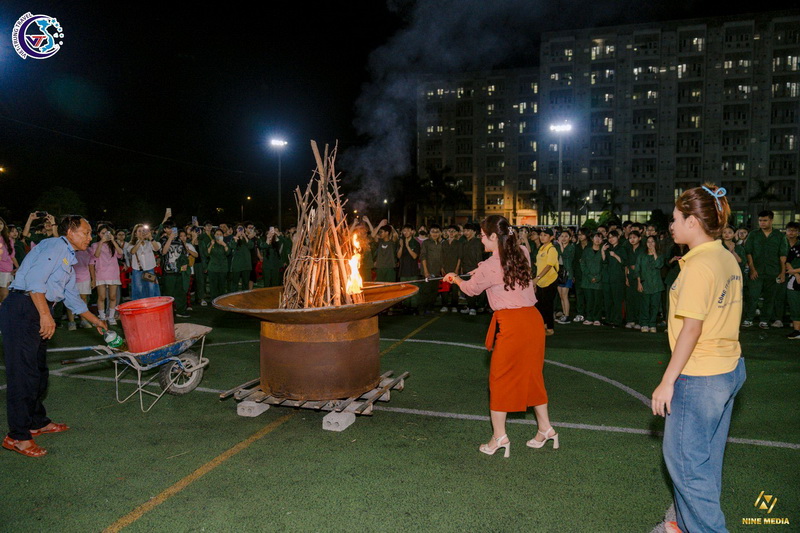 hoat dong trai nghiem cho hoc sinh lop 11 68