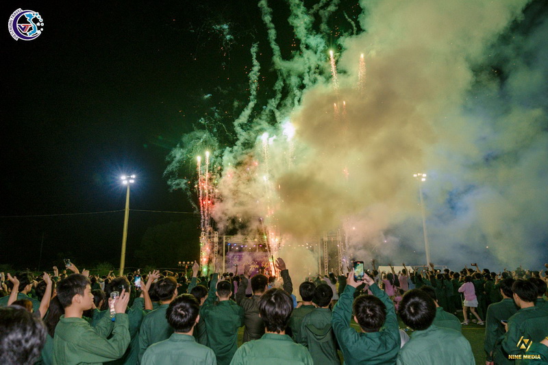 hoat dong trai nghiem cho hoc sinh lop 11 69