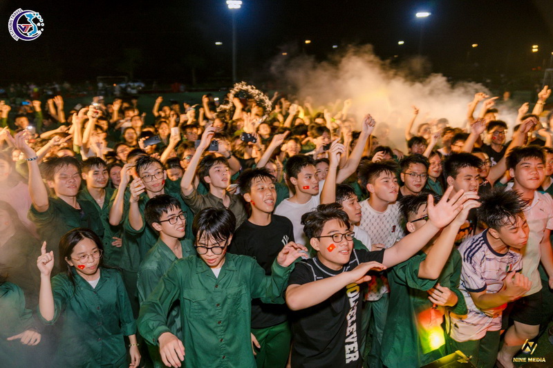 hoat dong trai nghiem cho hoc sinh lop 11 73