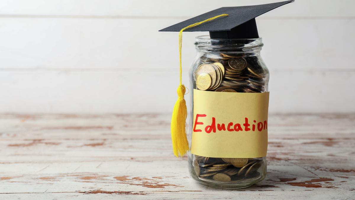 Dự kiến học phí NEU năm học 2024 - 2025