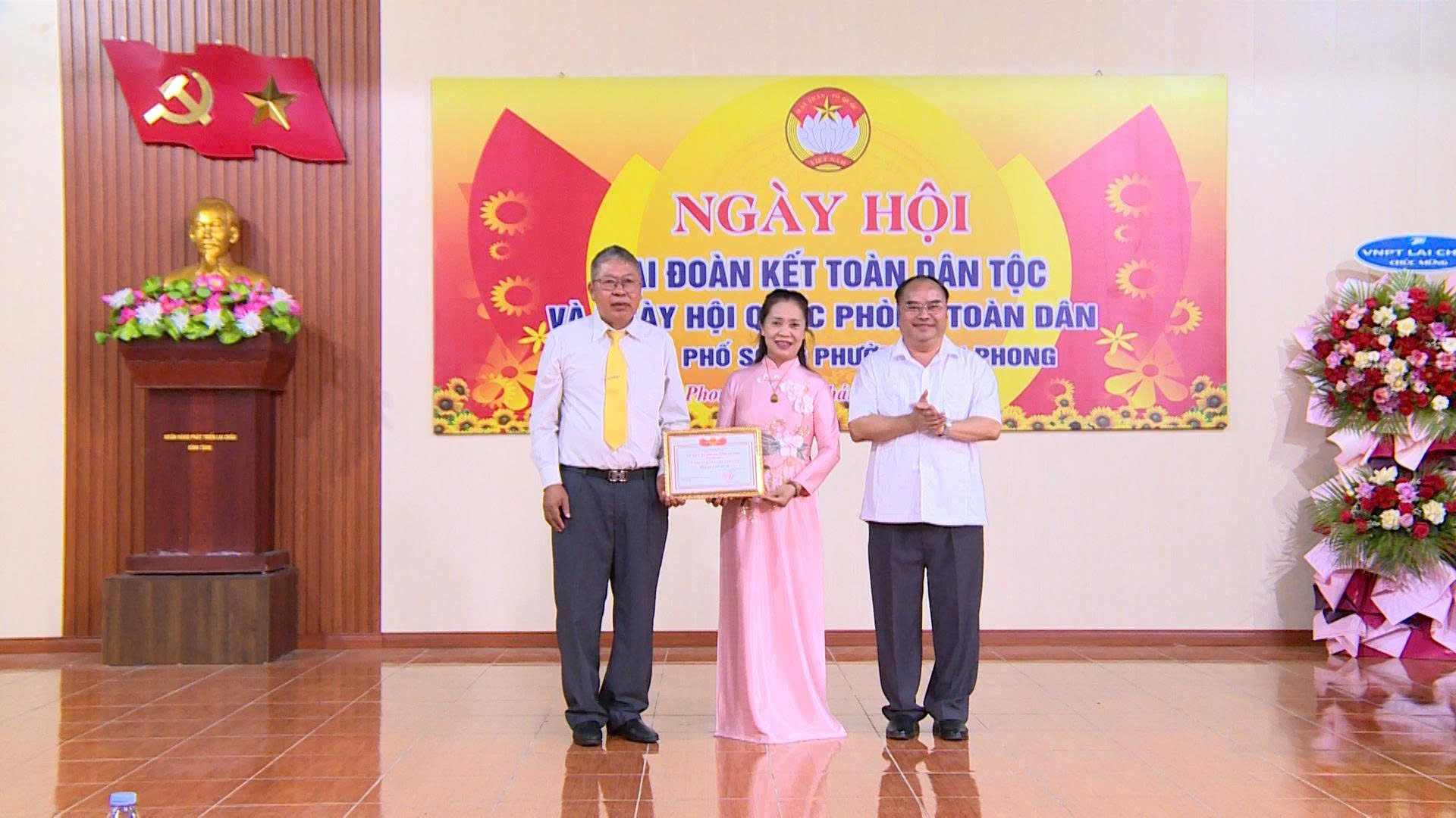 kich ban ngay hoi dai doan ket toan dan toc 1