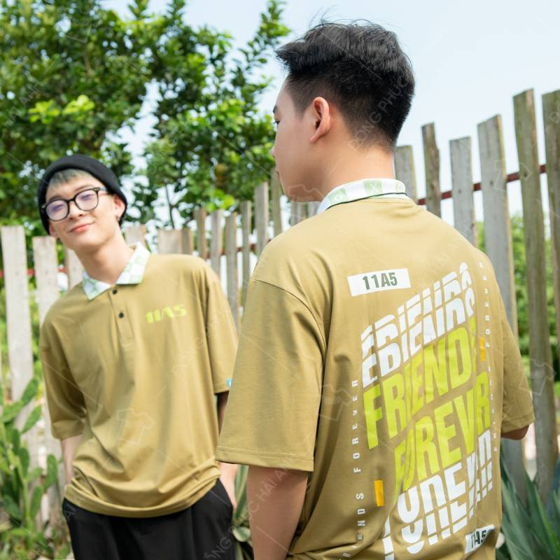 Mẫu áo lớp Smiley cổ XOXO màu xanh Amy độc đáo