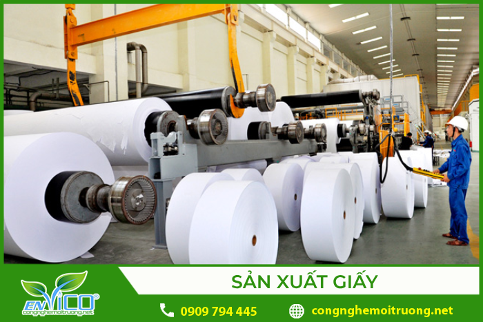 NaAlO2 được ứng dụng trong nhiều ngành công nghiệp, trong đó có sản xuất giấy