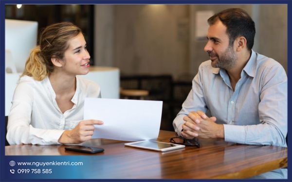 Những điều cần lưu ý trước khi góp ý với sếp