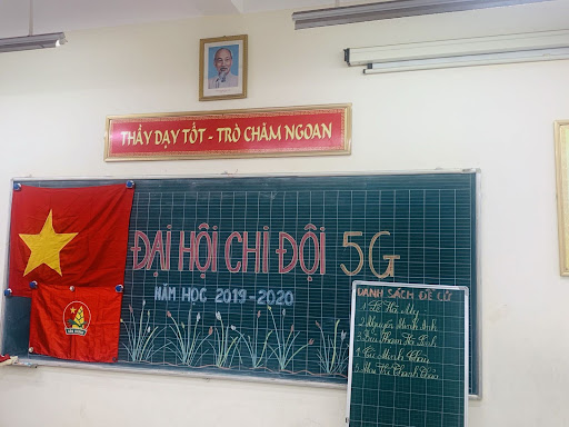 trang trí bảng đại hội