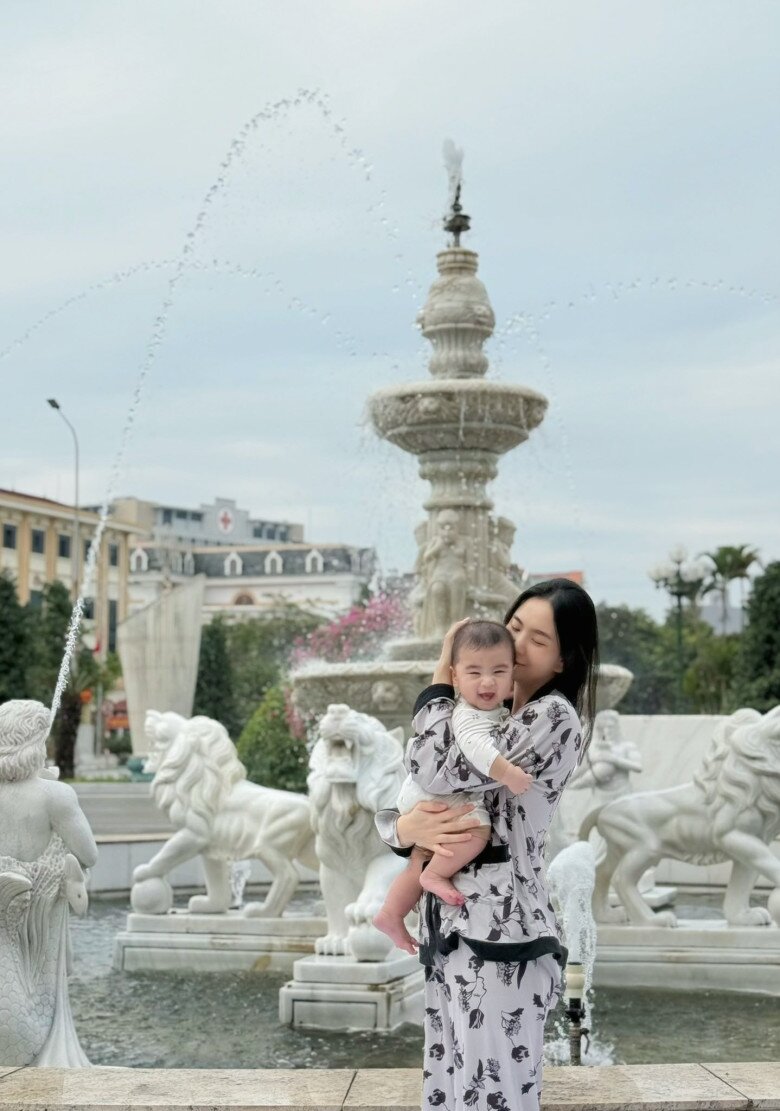 MC Mai Ngọc hiện đã đưa con trai về quê chồng ở Bắc Ninh sinh sống.