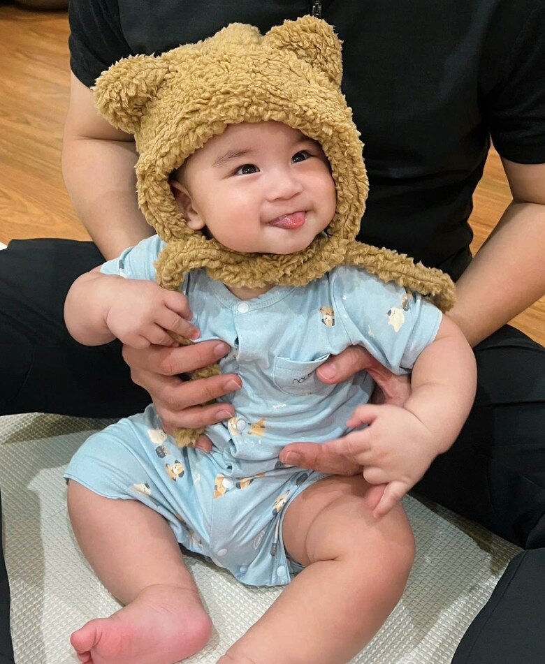 Bé Panda phát triển vượt trội so với nhiều đứa trẻ cùng tuổi.