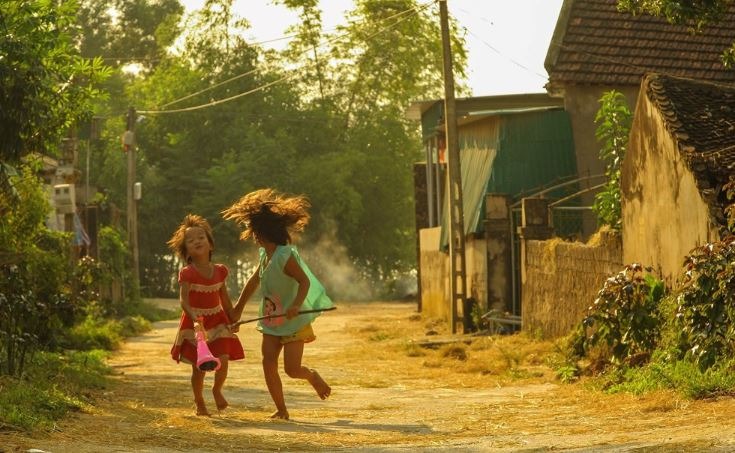 Tả ngày mới ở quê em