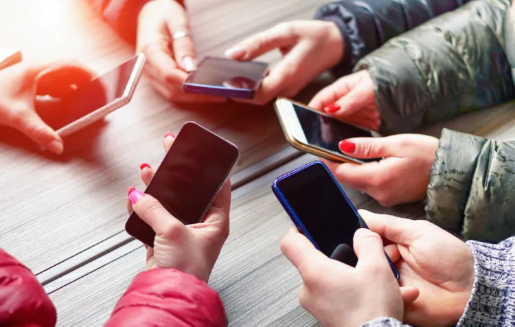 Góp phần tăng sự ganh đua, sự cạnh tranh