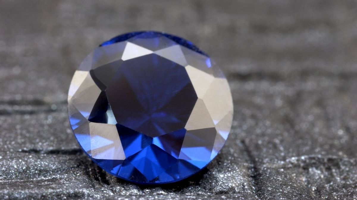 Vật phẩm phong thuỷ hợp người sinh tháng 9 cung gì