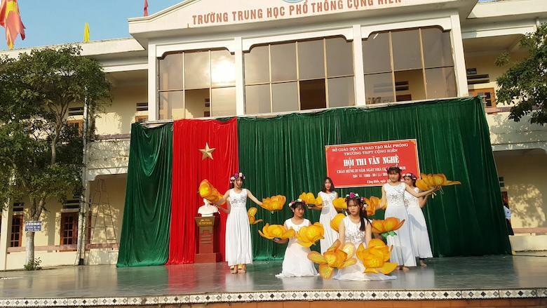 đánh giá Trường THPT Cộng Hiền có tốt không