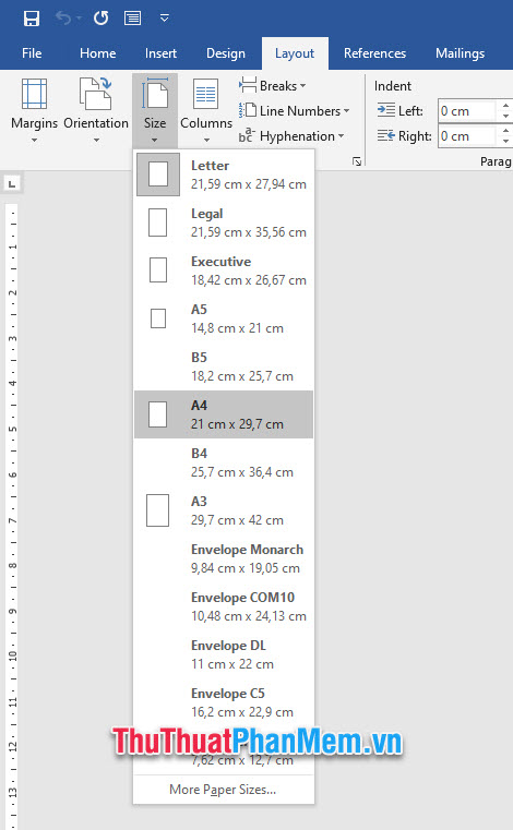 Bạn mở ribbon Layout rồi bấm vào Size, tại đây các bạn có thể lựa chọn các khổ giấy khác nhau cho trang soạn thảo của mình