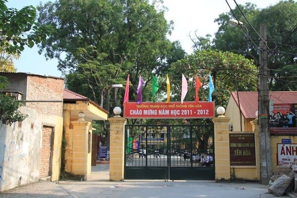 Đánh Giá Trường THPT Yên Hoà Có Tốt Không