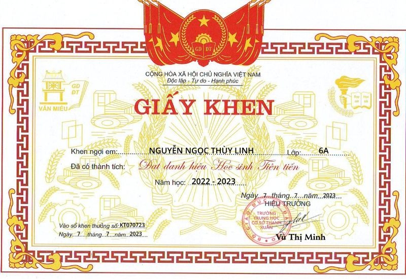Phân Biệt Giấy Khen