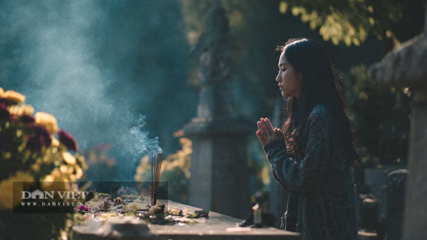 van khan le ta mo cuoi nam 3