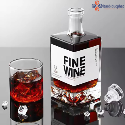 Chai thủy tinh vuông đựng rượu RC500 đựng rượu cao cấp