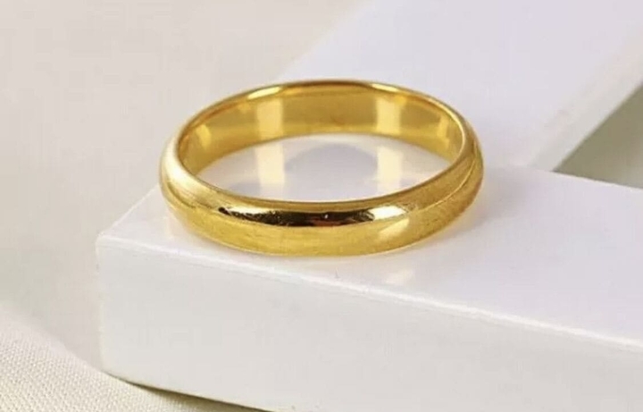 1 chỉ vàng = 3,75 gam. (Ảnh minh họa)