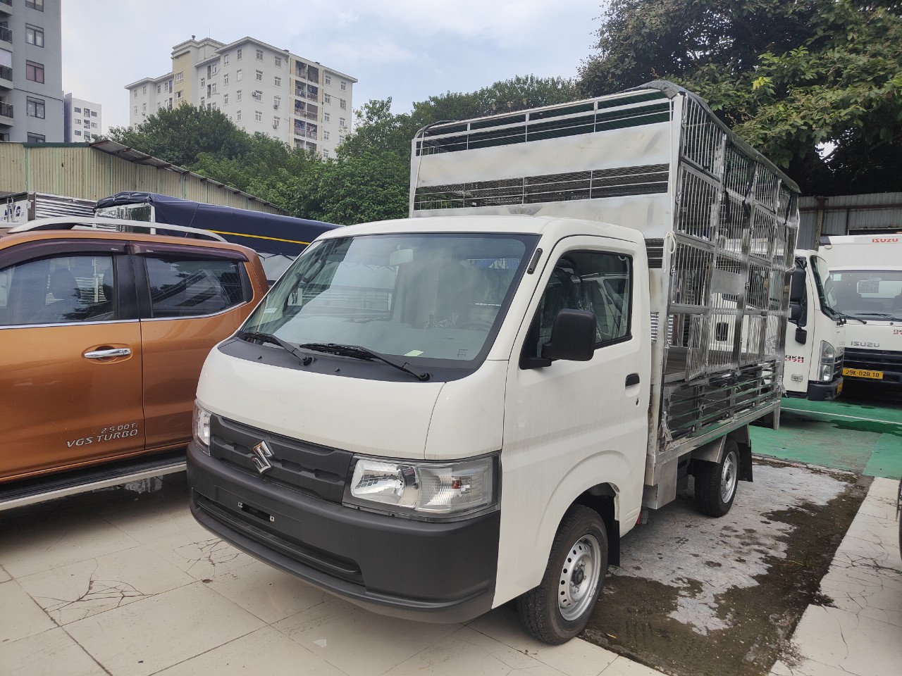 7 ta bang bao nhieu kg 8