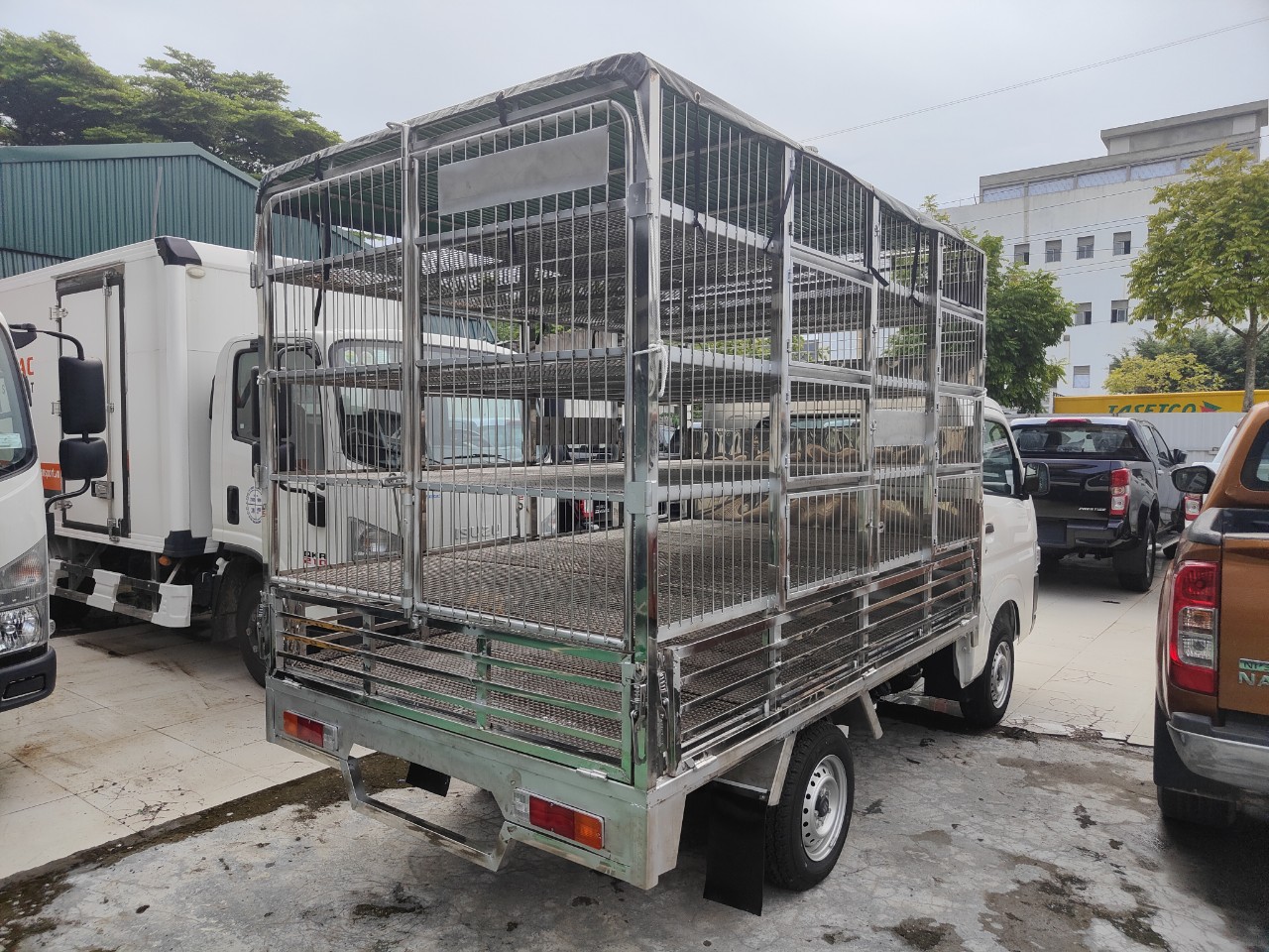 7 ta bang bao nhieu kg 9