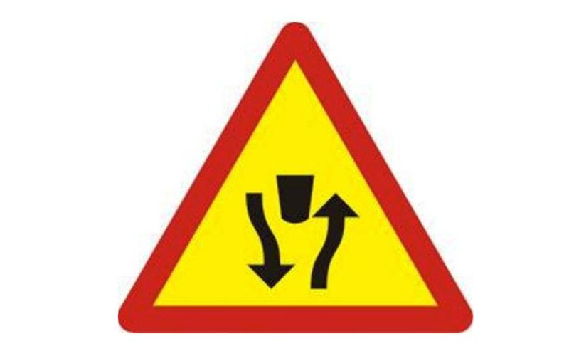 Biển W.235 Đường hai chiều