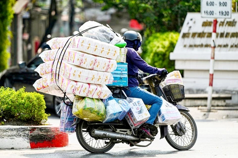 cho hang cong kenh phat bao nhieu