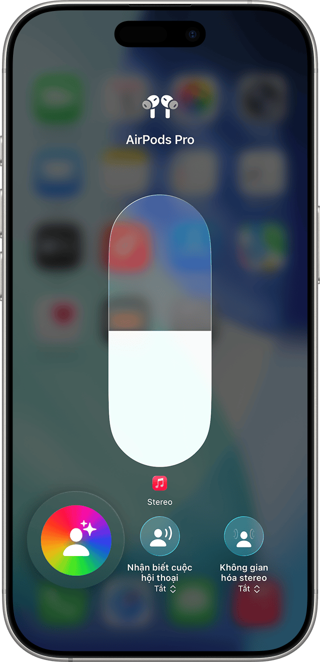 Điều khiển âm lượng trong Trung tâm điều khiển trên iPhone. Nút Chế độ nghe là nút đầu tiên sau thanh trượt âm lượng.