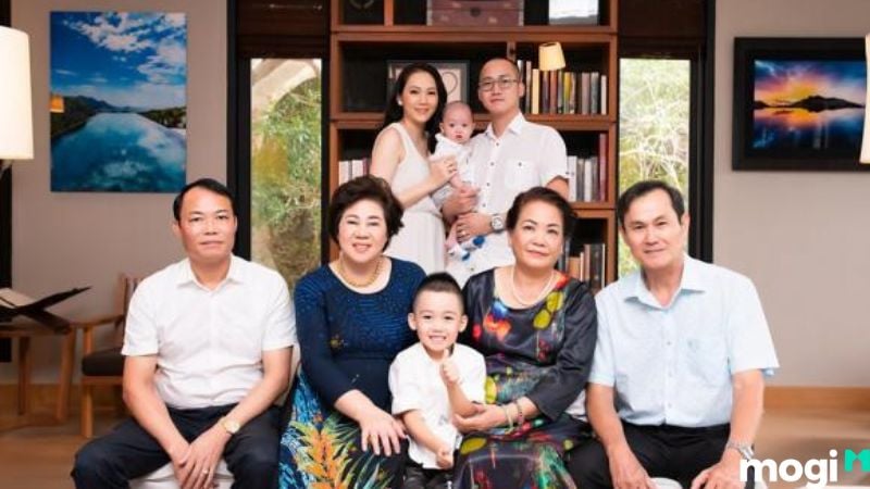 Cách xưng hô cô dì chú bác với gia đình bên nội